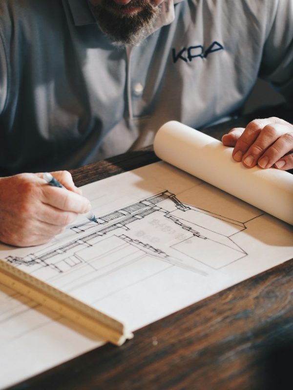 daniel-mccullough-HtBlQdxfG9k-unsplash